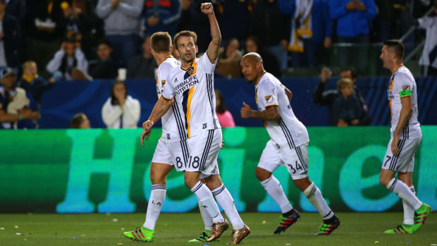 mike-magee-la-galaxy-feature.jpg